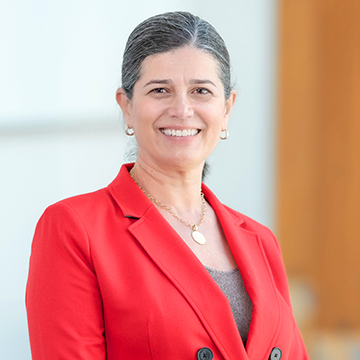 Photo of Andrea Esteves, Dean pro tem, Faculty of Dentistry